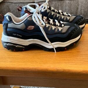 Men’s Size 6 Skechers Sport Athletic Shoes, See Pics for Flaws